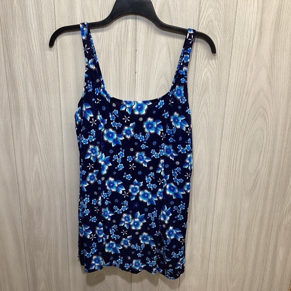 BEACH CABANA Women's (Size 2X) Sleeveless Scoop Neck Swim Dress‎